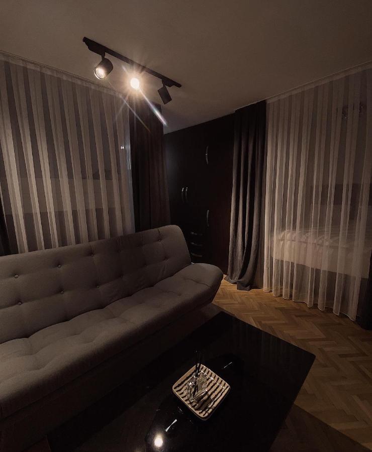 Diamond Apartment Prishtina 2 Prishtinë Ngoại thất bức ảnh
